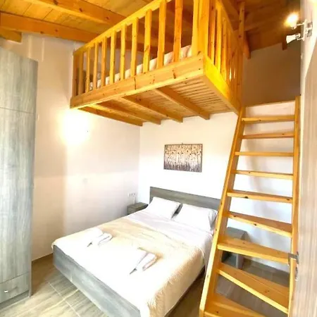 Apartman Theo With Balcony Marathiász